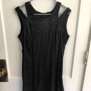 Black shoulder cut out cocktail dress